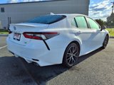 Used 2023 Toyota Camry SE image 4