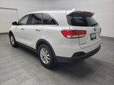 Used 2018 Kia Sorento LX image 5