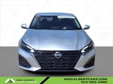 Used 2023 Nissan Altima 2.5 SV image 2