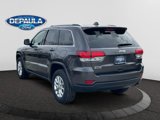 Used 2021 Jeep Grand Cherokee Laredo image 2