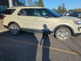 Used 2018 Ford Explorer XLT w/ Equipment Group 202A image 4
