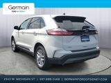 Used 2023 Ford Edge SEL image 2
