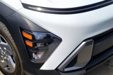 Used 2024 Hyundai Kona SE image 2