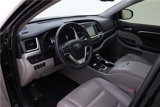 Used 2016 Toyota Highlander Limited image 3
