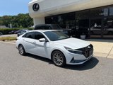 Used 2021 Hyundai Elantra SEL w/ Convenience + Premium Package image 4
