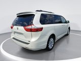 Used 2015 Toyota Sienna XLE Premium w/ Four Season Floor Mat Package image 3