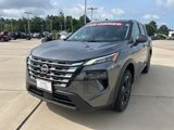 Used 2024 Nissan Rogue SV image 3