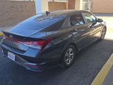 Used 2021 Hyundai Elantra SE image 4