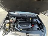 Used 2018 Chrysler Pacifica Touring-L w/ Advanced Safetytec Group image 2