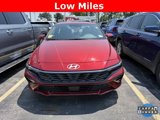 Used 2025 Hyundai Elantra SEL image 2