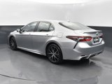 Used 2022 Toyota Camry SE image 5