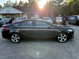 Used 2015 Ford Fusion SE w/ Equipment Group 201A image 4