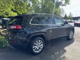 Used 2016 Jeep Cherokee Limited image 3