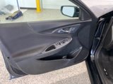 Used 2020 Chevrolet Malibu LT image 3