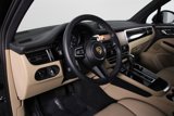 Certified 2025 Porsche Macan image 4