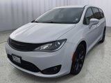 Used 2020 Chrysler Pacifica Touring w/ S Appearance Package image 3