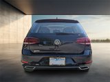 Used 2019 Volkswagen Golf SE image 4