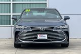 Used 2021 Toyota Avalon XLE w/ Moonroof Package image 6