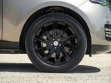 Used 2023 Land Rover Range Rover Long Wheelbase SE image 6