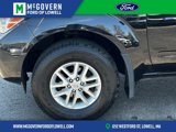 Used 2018 Nissan Frontier SV image 2