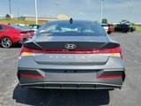 New 2025 Hyundai Elantra SE image 4