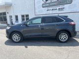 Used 2022 Ford Edge SEL w/ Convenience Package image 4