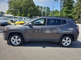 Used 2018 Jeep Compass Latitude image 2