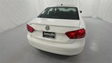 Used 2013 Volkswagen Passat 2.5 S image 4