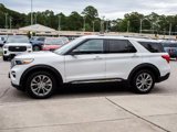 Certified 2022 Ford Explorer Limited w/ Equipment Group 301A image 3