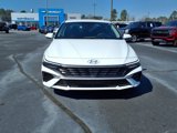 Used 2024 Hyundai Elantra SEL image 2
