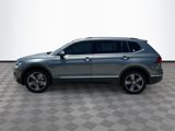 Used 2020 Volkswagen Tiguan SE image 4
