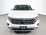 Used 2021 Volkswagen Atlas Cross Sport SE w/ Panoramic Sunroof Package image 2