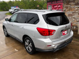 Used 2017 Nissan Pathfinder SV image 3