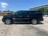 Used 2013 GMC Yukon XL Denali image 2