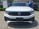 Used 2022 Volkswagen Tiguan SE R-Line image 2