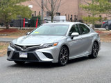 Used 2018 Toyota Camry SE image 3