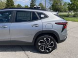 New 2025 Chevrolet Trax RS w/ Sunroof Package image 4
