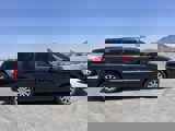 Used 2016 Chrysler Town & Country Touring image 3