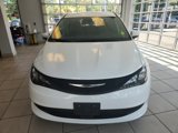 Used 2023 Chrysler Voyager LX image 3