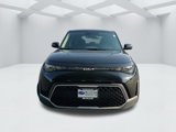 Used 2023 Kia Soul LX image 2