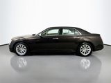 Used 2013 Chrysler 300 C image 4