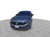 Used 2019 Volkswagen Jetta R-Line image 3