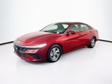 Used 2024 Hyundai Elantra SE image 3
