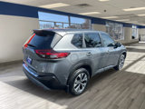 Used 2023 Nissan Rogue SV image 6