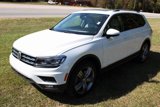 Used 2019 Volkswagen Tiguan SEL Premium image 3