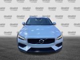 Used 2020 Volvo V60 T5 Cross Country image 3