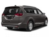 Used 2019 Chrysler Pacifica Touring-L Plus w/ S Appearance Package image 2
