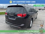 Used 2017 Chrysler Pacifica Touring-L Plus image 5