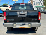 Used 2015 Nissan Frontier SV image 6