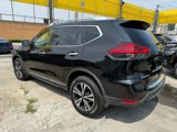 Used 2017 Nissan Rogue SL image 6